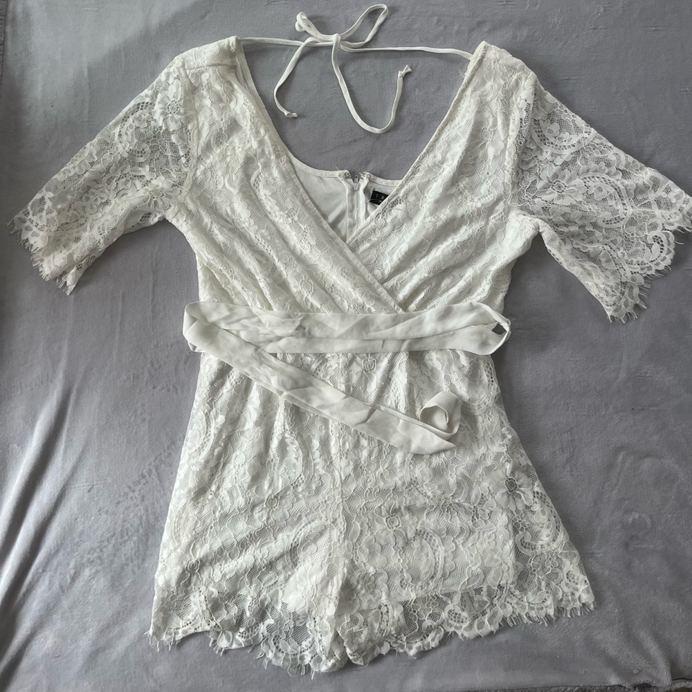 Trixxi White Lace Dress with Zipper Detail